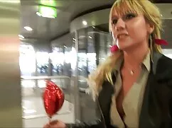 İki, taze sikilmemiş am yağ var
