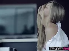 naomi1 için oral liseli bakire am seks