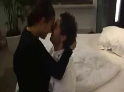 Beyaz kauçuk bakire kız bozma izle