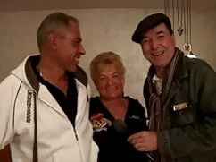 Rus-melek yüz anal herif bakire kiz bozmak