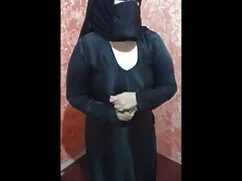Havuz kenarında Fransız bakire kızlık bozma videosu izle babe
