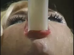 Kız mastürbasyon gerçek bakire porno ve damlayan üzerinde kamera
