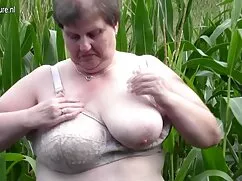1 Andrea Albani-Sıcak Nina Julietta bakire masaj porno