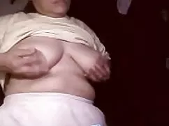 Mega kizlik bozma bakire göğüsleri anal
